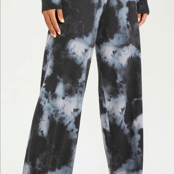 Cozy Sanctuary tie dye knit outfit - Picture 4 of 8